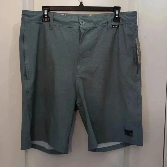 Maui and sons hydro terrain hybrid men's shorts - Picture 2 of 6